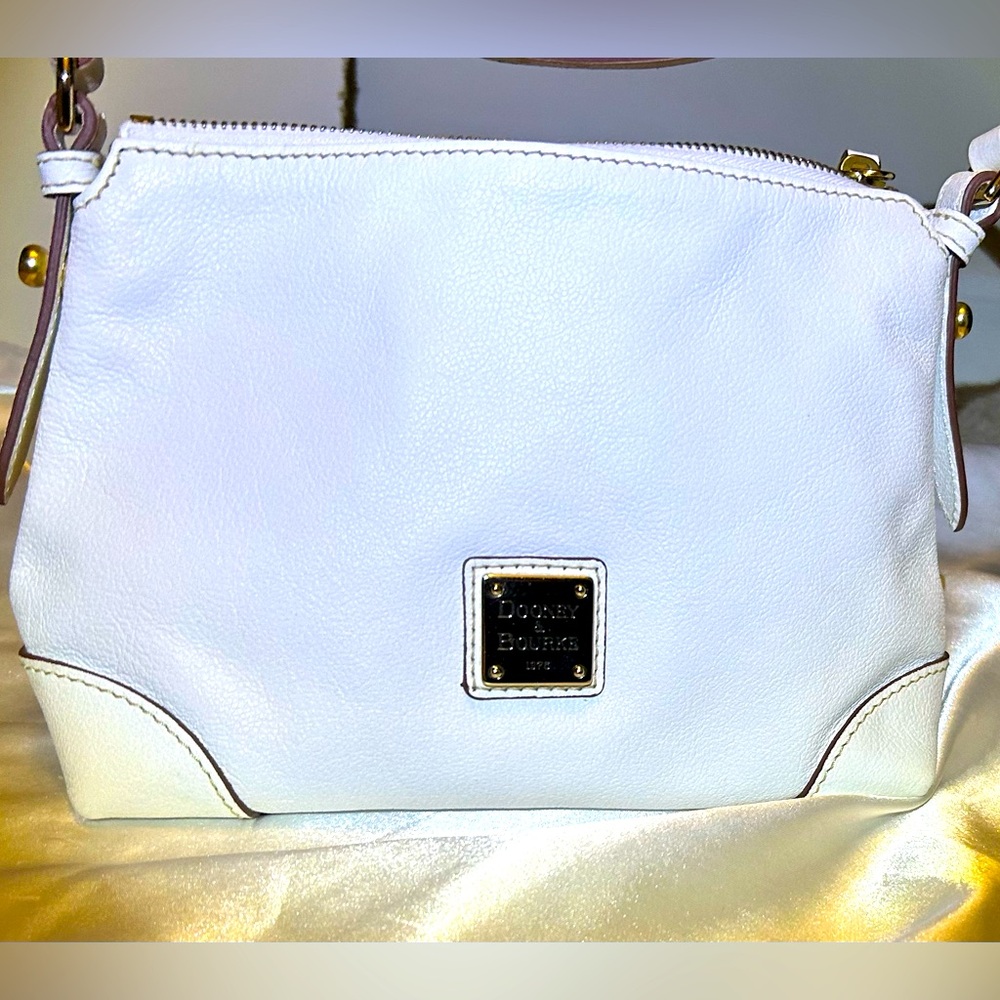 Dooney & Bourke Leather Pouchette Satchel Bag Purse White. EUC